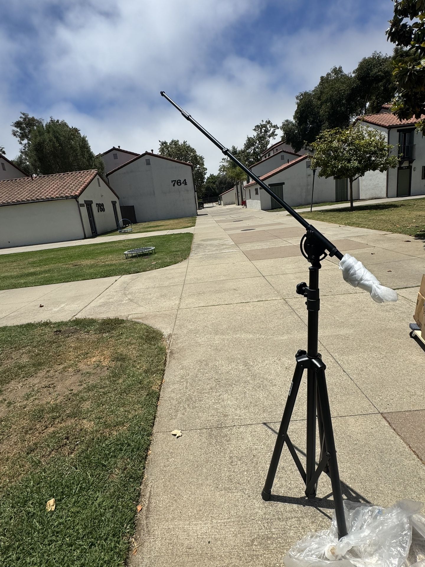Lyx Pro Boom Pole Stand (Like New)