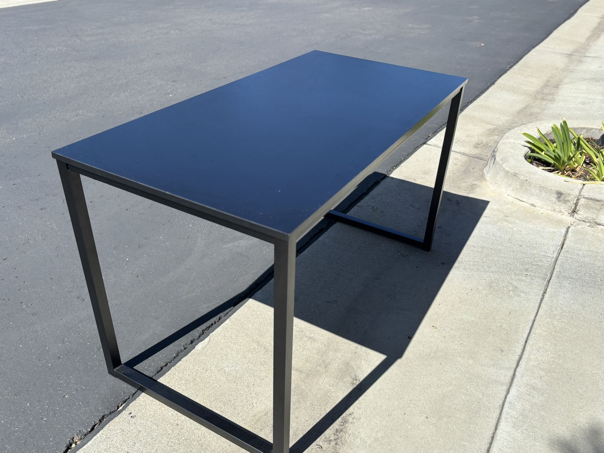 Black Office Desk