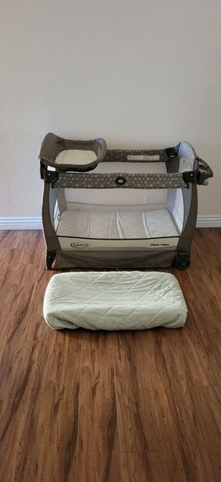 Practically New Graco Baby Playpen ( Price Firm!)