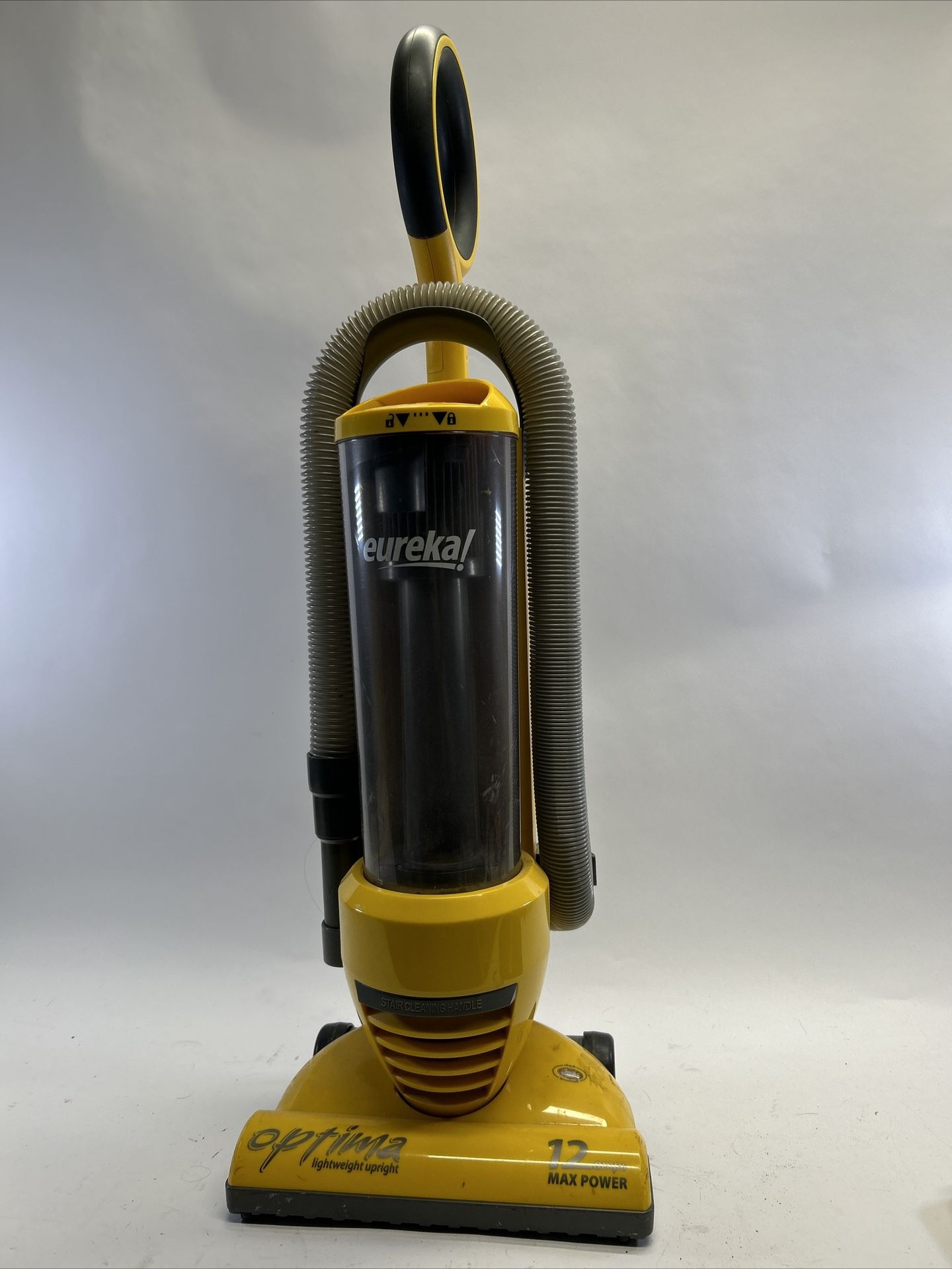 EUREKA Optima Lightweight Upright 431 Vacuum Cleaner