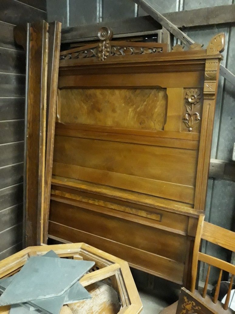 Antique BED