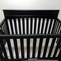 Baby Crib 