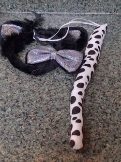Olyphan black cat