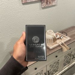 Versace pour homme cologne