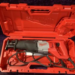 🧰🛠Milwaukee 12 Amp SAWZALL Reciprocating Saw w/Case-GREAT COND!-$100!🧰🛠