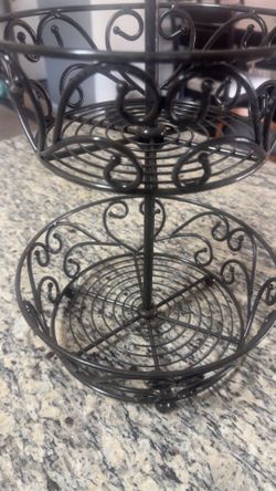 Princess House 2 tier basket
