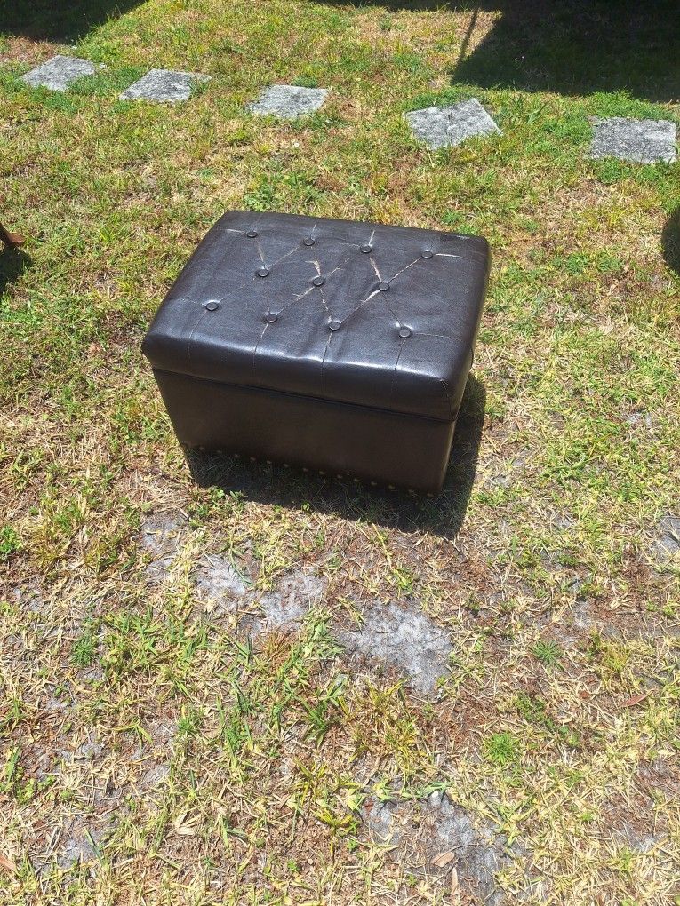 Ottoman With Storage