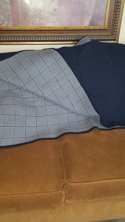 100 % Wool shaw