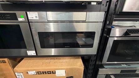 NEW | SHARP 24” Microwave Drawer with Easy Touch Model: SMD2470ASY Upgrade your kitchen with the premium Sharp Microwave Drawer, designed for a sleek