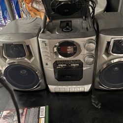 Plug In Stereo System With CD Input