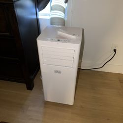 BLACK+DECKER Portable Air Conditioner, 8,500 BTU (5,100 BTU SACC) for Rooms Up To 350 Sq. Ft., Portable AC with Full Function Remote Control & Window 