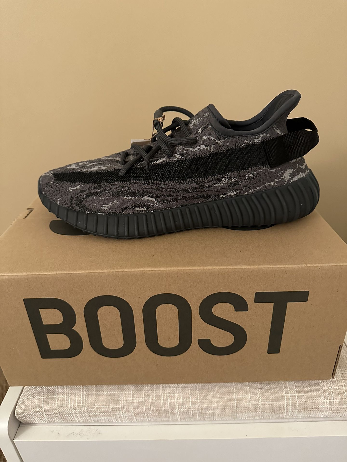 Yeezy 350 ‘MX Dark Salt’ Sz 8 M