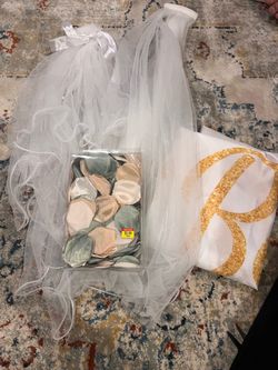 Bridal Accessories: Pedals, Veils, Robe, Banner
