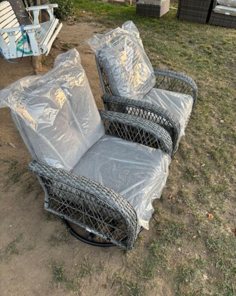 Brand New Patio Chairs Swivel Chairs Swivel Rocking Chairs Brand New Patio Outdoor Furniture 🆕🚚🚛🆕🆕