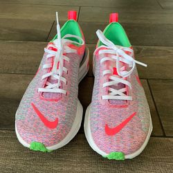 Nike Women’s ZoomX Invincible 3 FJ4496-100 Low White Hot Punch BNIB.  Size 9