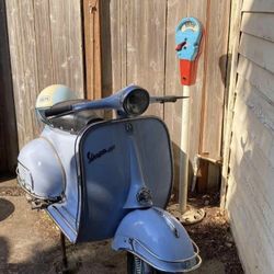 1964 Vespa  Baby Blue vbb150