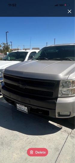 Chevy black grill