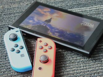 Switch with Dock and JoyCon