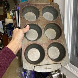 Wilton Large Muffin Cupcake Pan