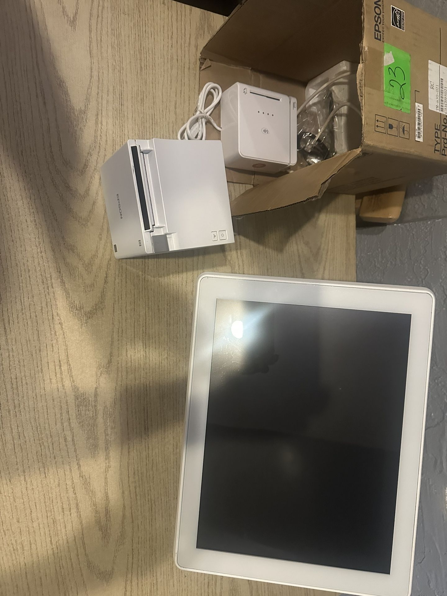 Monitor/ Printer/ Card Reader