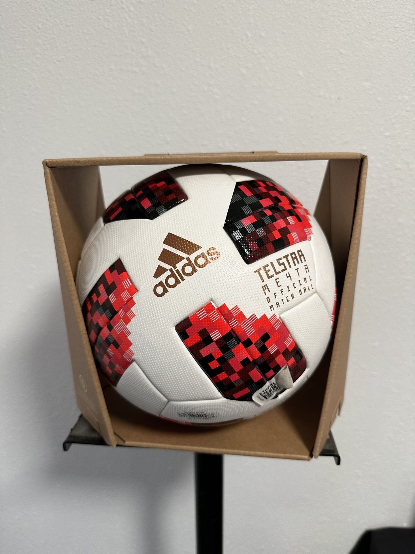 Scherm ondersteuning Onregelmatigheden Adidas Telstar 18 Mechta Official Match Ball FIFA World Cup 2018 for Sale  in Kent, WA - OfferUp