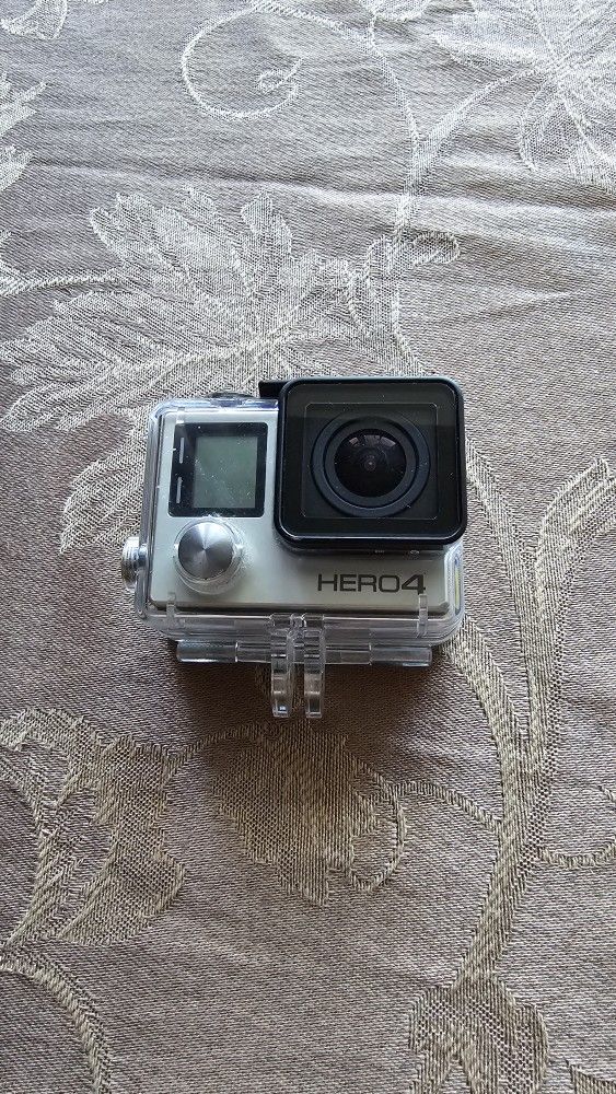 GoPro Hero 4 With Waterproof Case