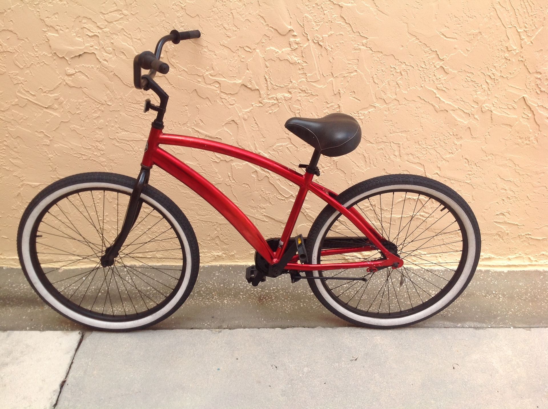 BICYCLE BEACH CRUISE SIZE 26 EXCELLENT CONDITION