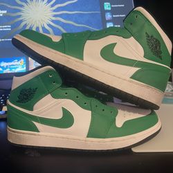 Jordan 1 Mid Lucky Green Size 10