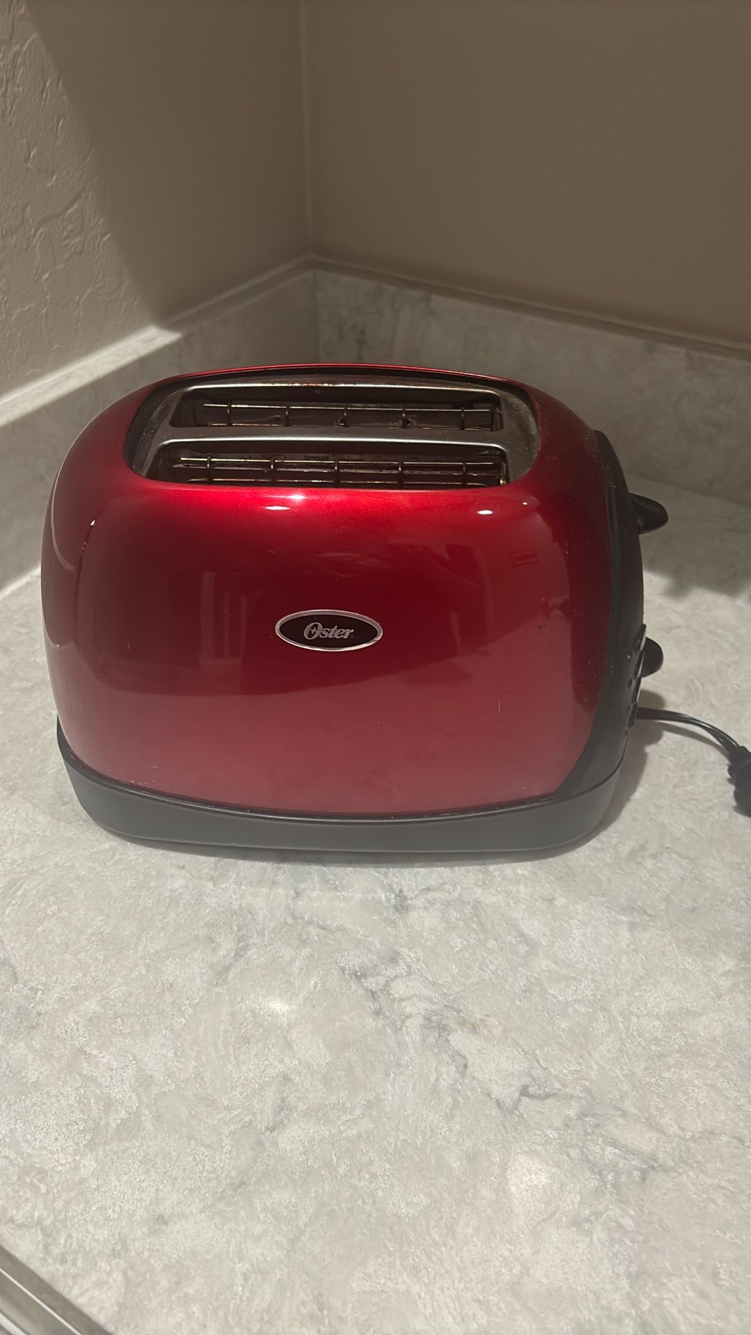 Oster Toaster (red)
