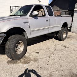 Left Front Power Door For 97 F150, Silver