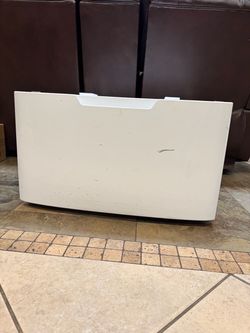 GE Laundry Pedestal