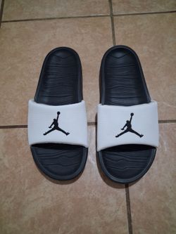 Air Jordan mens size 11 slides