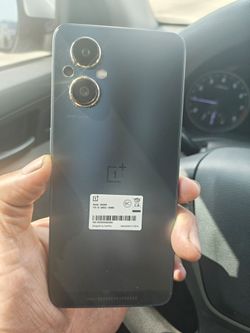 One Plus. /128 GB UNLOCK FACTORY
