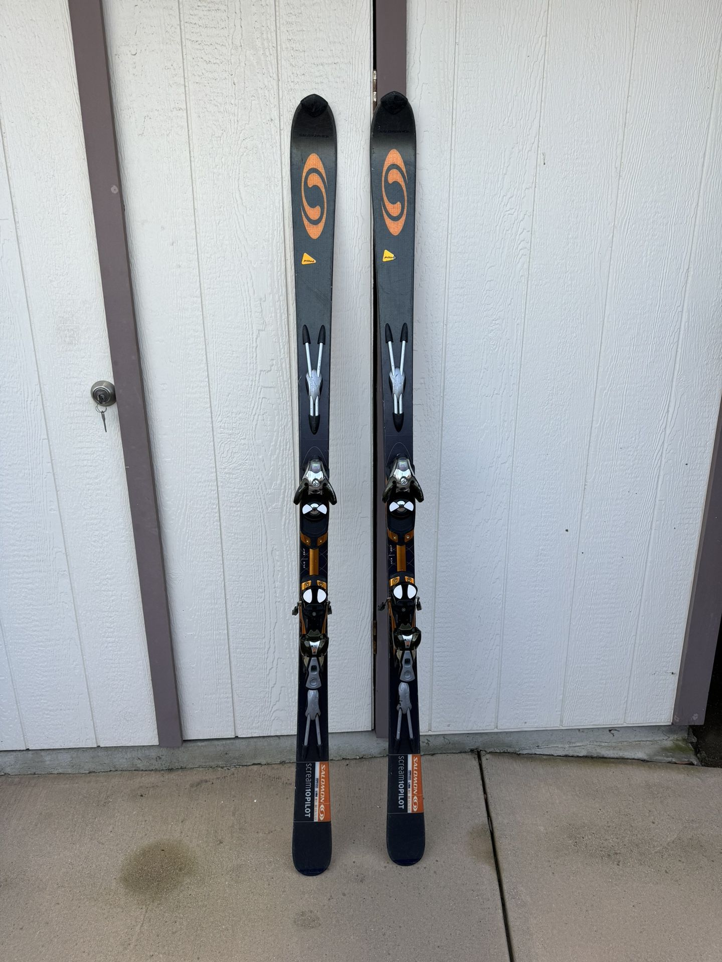 Salomon Skis