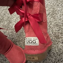 new boots Ugg 