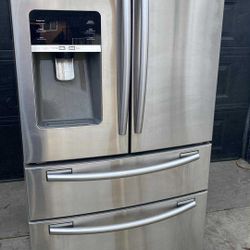 Samsung Refrigerator In Good Working Condition 