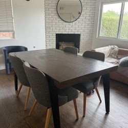 Dining Table For $100.00
