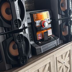 Sony Muteki Lbtzx99i 5 CD iPod (Offers Welcome)