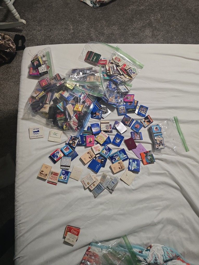 Matchbook Collection Lot Of Matches