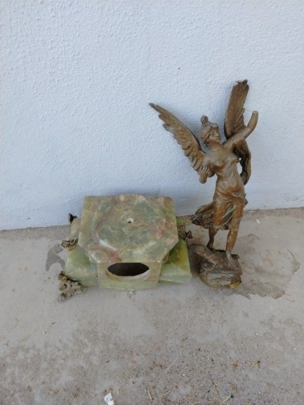 Jade And Bronze LA PAIX Statue