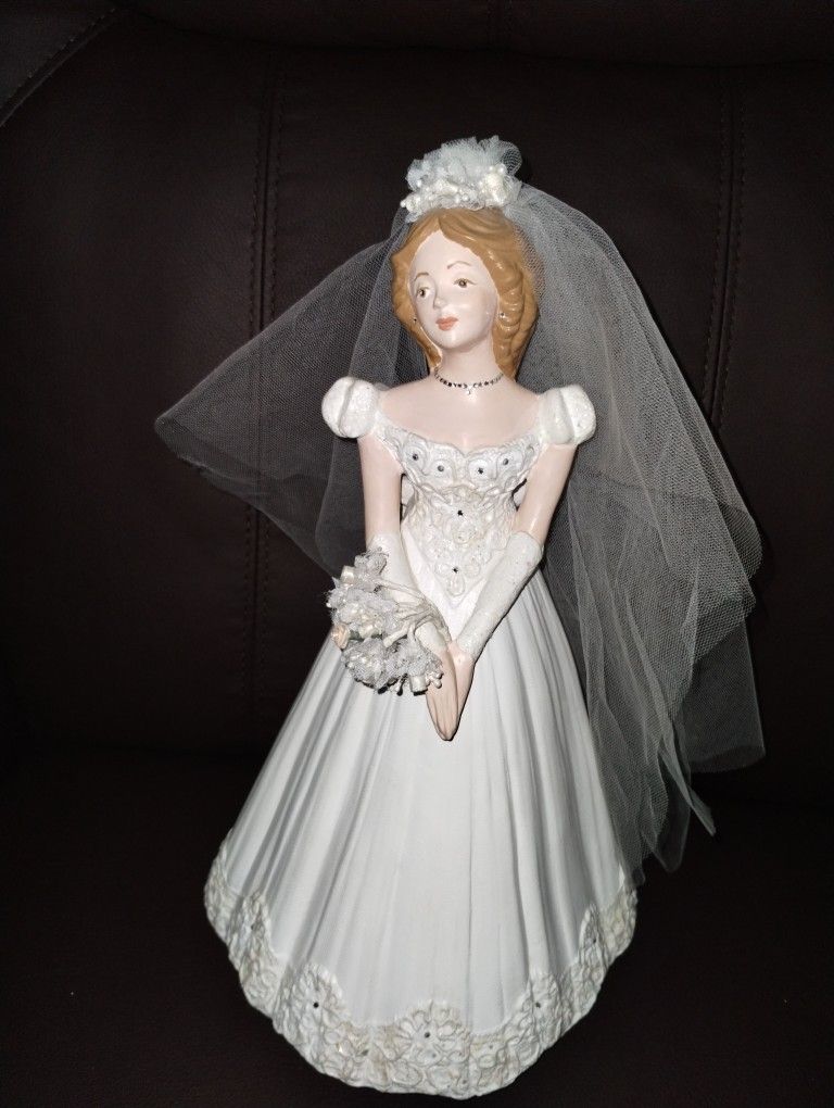 Vintage Bride Porcelain Center Piece