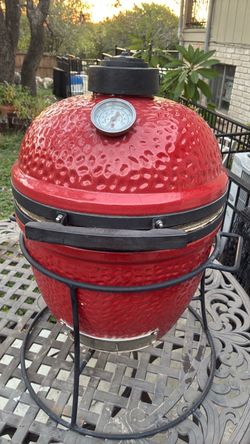 Kamado Joe Ceramic Charcoal Grill