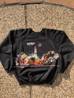 NASA Crewneck sz Large