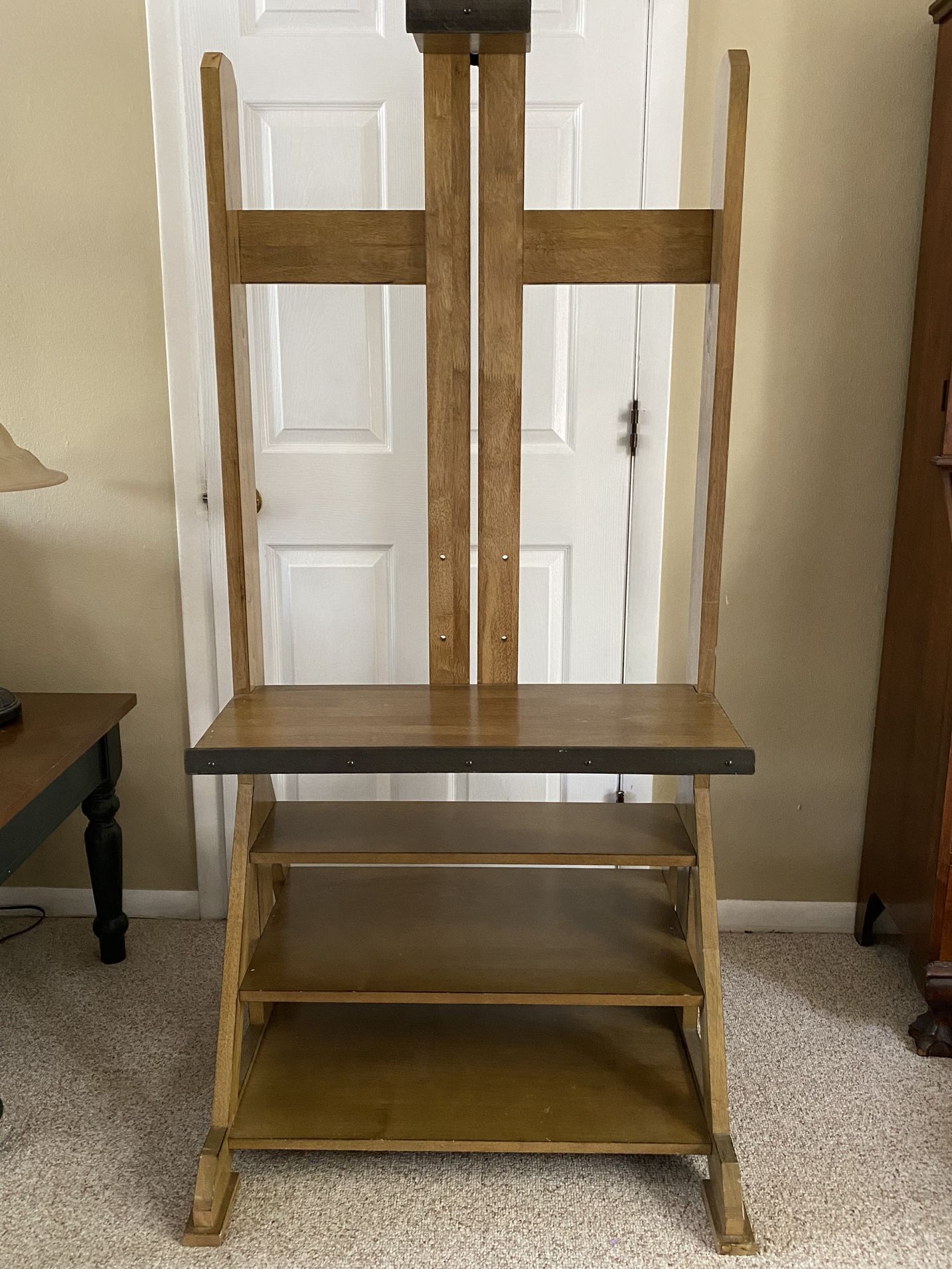 Easel TV Stand for Sale in Langley Air Force Base, VA - OfferUp