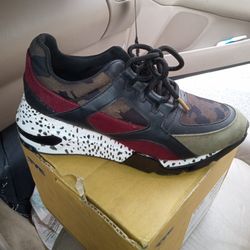 Steve Madden Sneakers 7.5