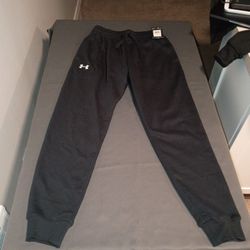 Under Armour black Pants 