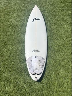 Rusty Surfboard, Blackbird, 6’4