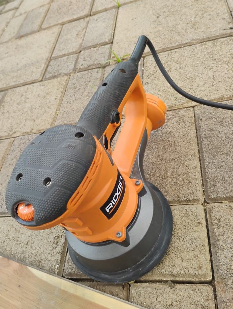 4 Amp Corded 6 in. Variable-Speed Dual Random Orbital Sander with AIRGUARD Technology