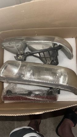 CHEVY GMC HEADLIGHTS