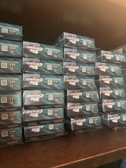 Topps Chrome 2025 NFL Hangers and Blasters